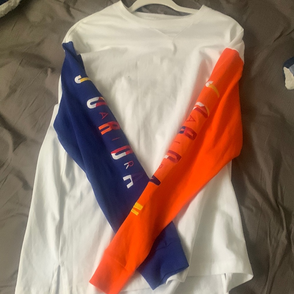 Jordan long sleeve tee